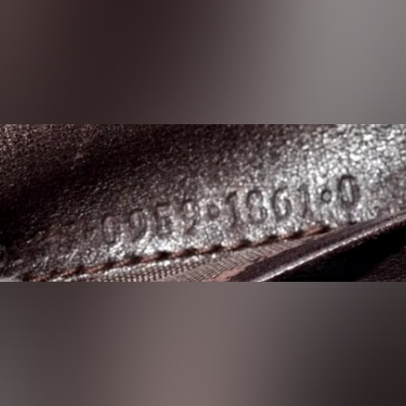 GUCCI Bamboo KISSLOCK designed by TOM FORD for GUCCI! LEATHER WALLET HARDWARE - Picture 4 of 11